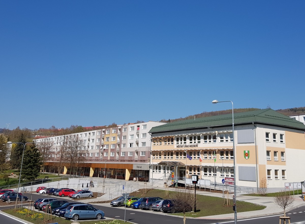 Svítíme v Meziboří