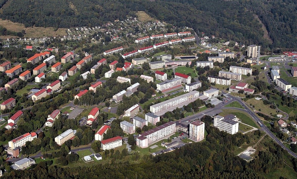 Meziboří se mění: Nové veřejné osvětlení s ACADA Light!